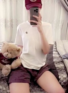 فهد - Male escort in Dammam Photo 23 of 25