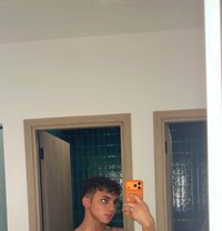 اسمر - Male escort in Riyadh
