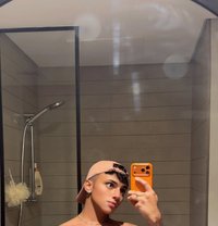 اسمر - Male escort in Riyadh