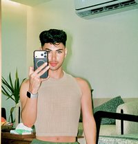 زاير جدة - Male escort in Jeddah