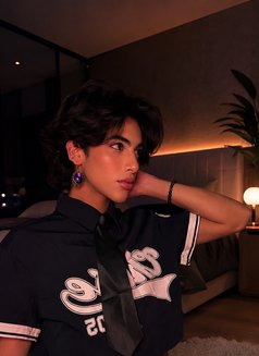حمودي - Male escort in Riyadh Photo 6 of 6