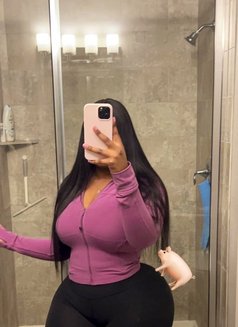 ساره خولي زيارة الرياض اليوم - escort in Riyadh Photo 3 of 7