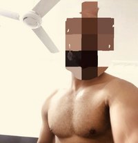 جوي كل شي - Male escort in Muscat