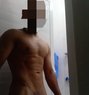 جوي كل شي - Acompañantes masculino in Muscat Photo 1 of 1