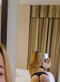 Leyla independent - puta in Dubai Photo 10 of 13