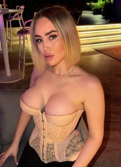 Стейша - escort in Dubai Photo 8 of 8