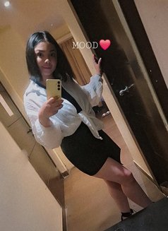 Kolkata Hottest Russian Escorts Full GEF - escort agency in Kolkata Photo 8 of 14