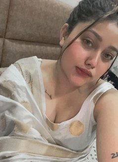 𝙎𝙊𝙁𝙄𝘼 - puta in Pune Photo 6 of 11