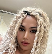 Карина 🇷🇺 - Transsexual escort in Bangkok