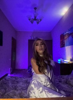 Тигрица Соня - Transsexual escort in İstanbul Photo 2 of 9