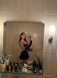 Тигрица Соня - Transsexual escort in İstanbul Photo 6 of 9