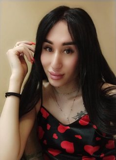 Лилия 🇷🇺 - Transsexual dominatrix in İstanbul Photo 1 of 16