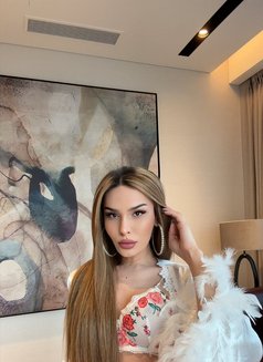 𝐀𝐑𝐈̇𝐀𝐍𝐍𝐀 TOP XXL - Transsexual escort in İstanbul Photo 7 of 22