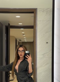 𝐀𝐑𝐈̇𝐀𝐍𝐍𝐀 TOP XXL - Transsexual escort in İstanbul Photo 15 of 22