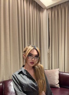 𝐀𝐑𝐈̇𝐀𝐍𝐍𝐀 TOP XXL - Transsexual escort in İstanbul Photo 16 of 22