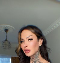 Камилла 🇷🇺 - Transsexual companion in İstanbul Photo 1 of 9