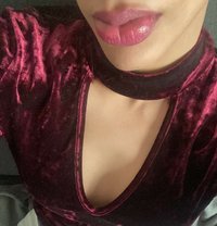 شيميل جي جي سي - Acompañantes transexual in Al Manama