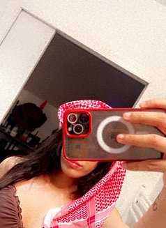شيميل جي جي سي - Acompañantes transexual in Al Manama Photo 3 of 10