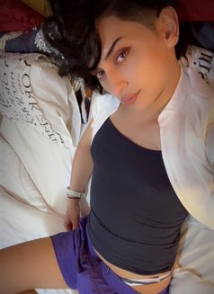 حمودي - Transsexual escort in Al Sohar Photo 3 of 7
