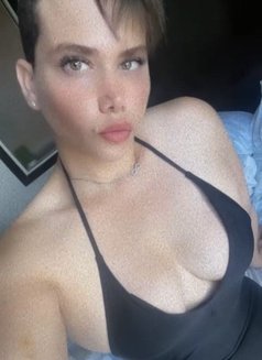 رواني - Intérprete transexual de adultos in Phuket Photo 11 of 11