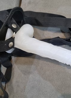 ادوات جنسية - Transsexual escort in Riyadh Photo 6 of 9