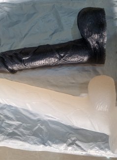 ادوات جنسية - Transsexual escort in Riyadh Photo 8 of 9