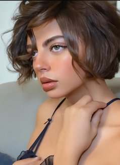 فجر - Acompañantes transexual in Riyadh Photo 3 of 4