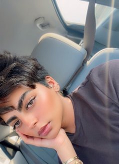 فجر - Acompañantes transexual in Riyadh Photo 5 of 6