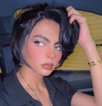 فجر - Transsexual escort in Riyadh Photo 3 of 5