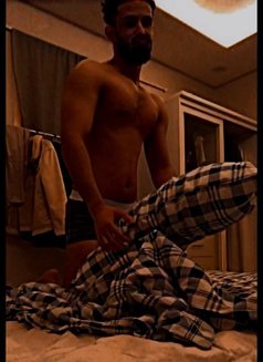 زيدون - masseur in Riyadh Photo 3 of 3