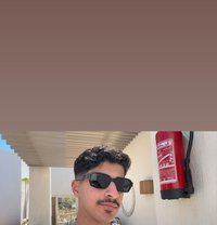 مودي - Male companion in Riyadh