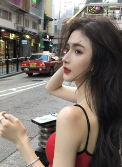 こんにちは、探しています - puta in Taipei Photo 1 of 6