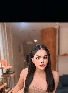 Weena Ladyboy - masseuse in Riyadh Photo 9 of 11