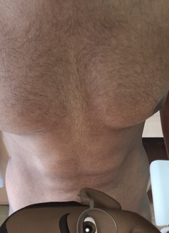 فحل سوداني بحرين ١٨سم للكبلز - Male escort in Al Manama Photo 5 of 6