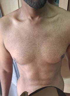 فحل سوداني بحرين ١٨سم للكبلز - Male escort in Al Manama Photo 6 of 6