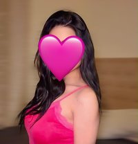 ليين - escort in Ajmān