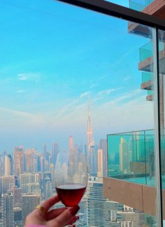 إميلي - puta in Dubai Photo 6 of 8