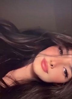 روجين - puta in Erbil Photo 1 of 3