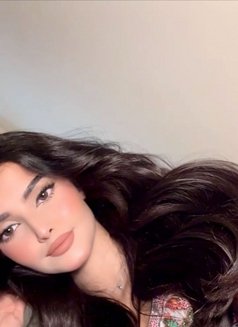 روجين - puta in Erbil Photo 2 of 3