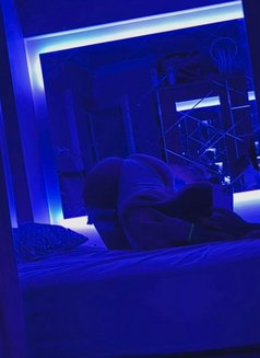 قمر - escort in Erbil Photo 5 of 8