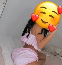 قمر - escort in Erbil Photo 2 of 11