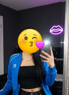 بانو و ريموو - escort in Erbil Photo 2 of 4