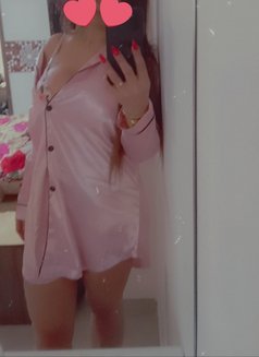 سارة الشامية - escort in Muscat Photo 9 of 10