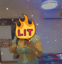 ياسمين الشام - escort in Muscat