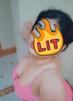 لولي - escort in Muscat Photo 2 of 7