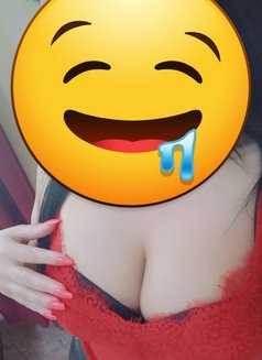 لولي - escort in Muscat Photo 2 of 12