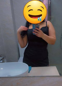 لولي - escort in Muscat Photo 10 of 12