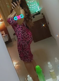 بنت الشام - escort in Muscat Photo 3 of 24