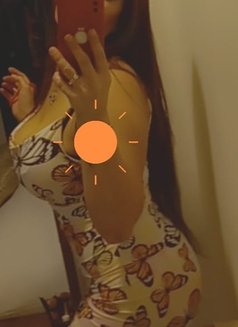 بنت الشام - escort in Muscat Photo 7 of 24