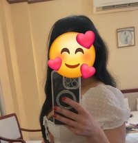 يارا - escort in Muscat